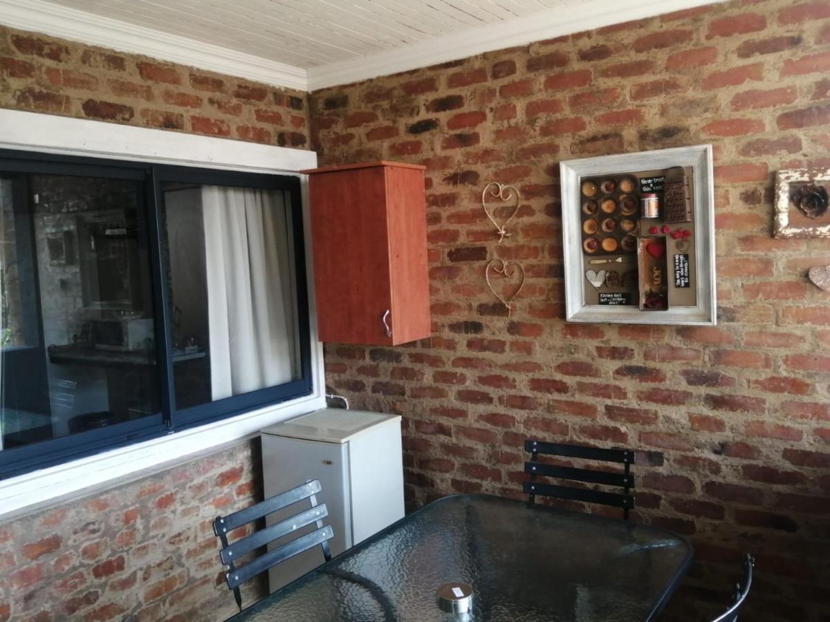 Zebrina Guest House Mbombela Exterior foto